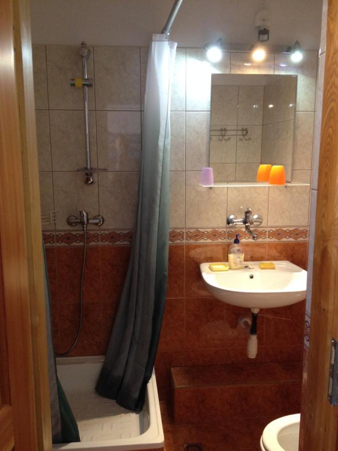 A3apartament 2 Pokojowy Aneks Kuchenny 2 Lazienki Wlasne Na Korytarzu Jumper Na Termach Dla 2 Osob Gratis * Zakopane