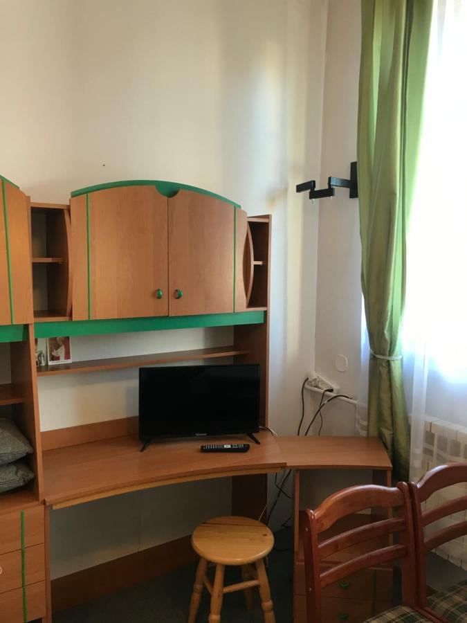 A3apartament 2 Pokojowy Aneks Kuchenny 2 Lazienki Wlasne Na Korytarzu Jumper Na Termach Dla 2 Osob Gratis Zakopane