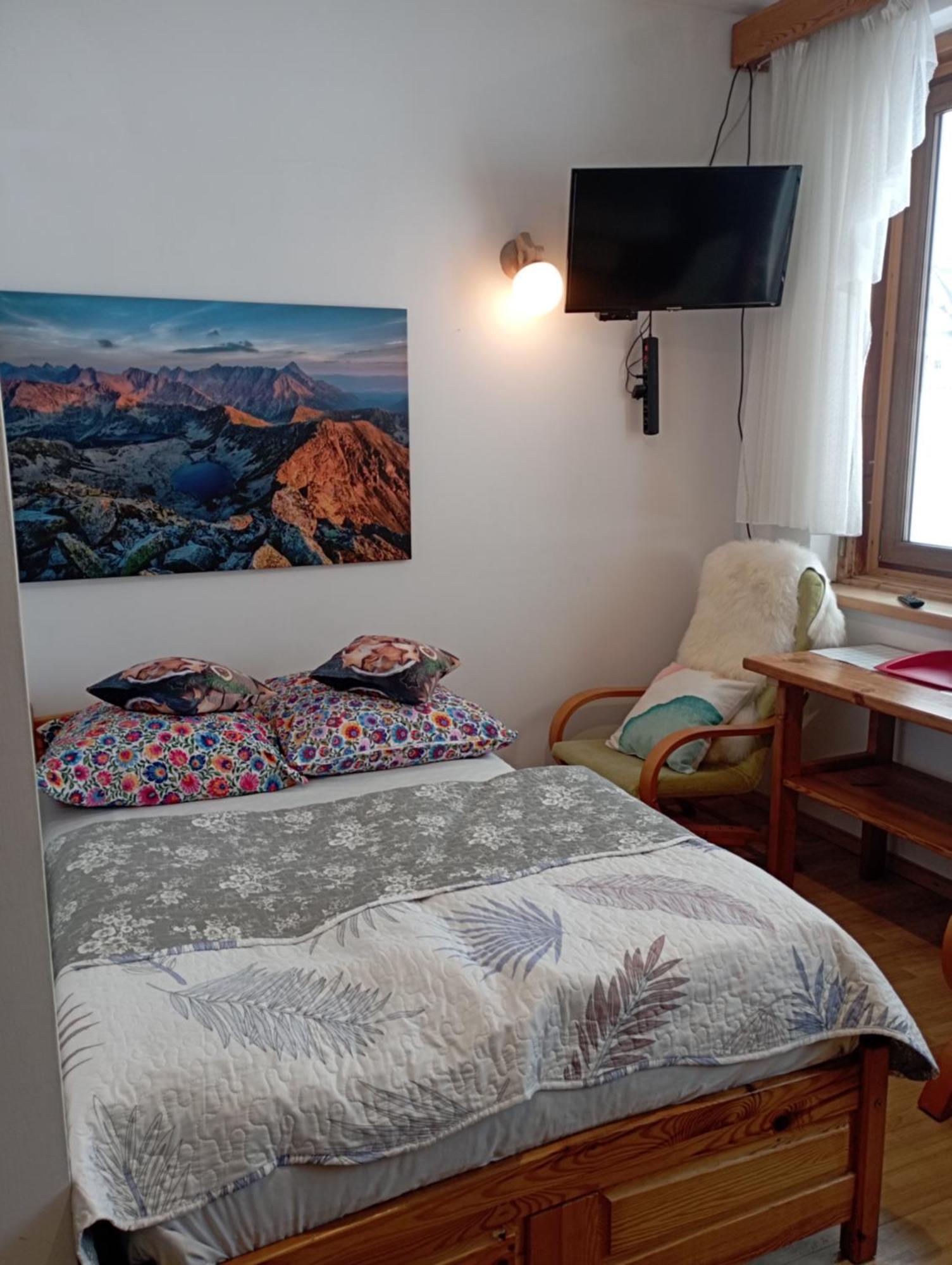 Apartment A3apartament 2 Pokojowy Aneks Kuchenny 2 Lazienki Wlasne Na Korytarzu Jumper Na Termach Dla 2 Osob Gratis *