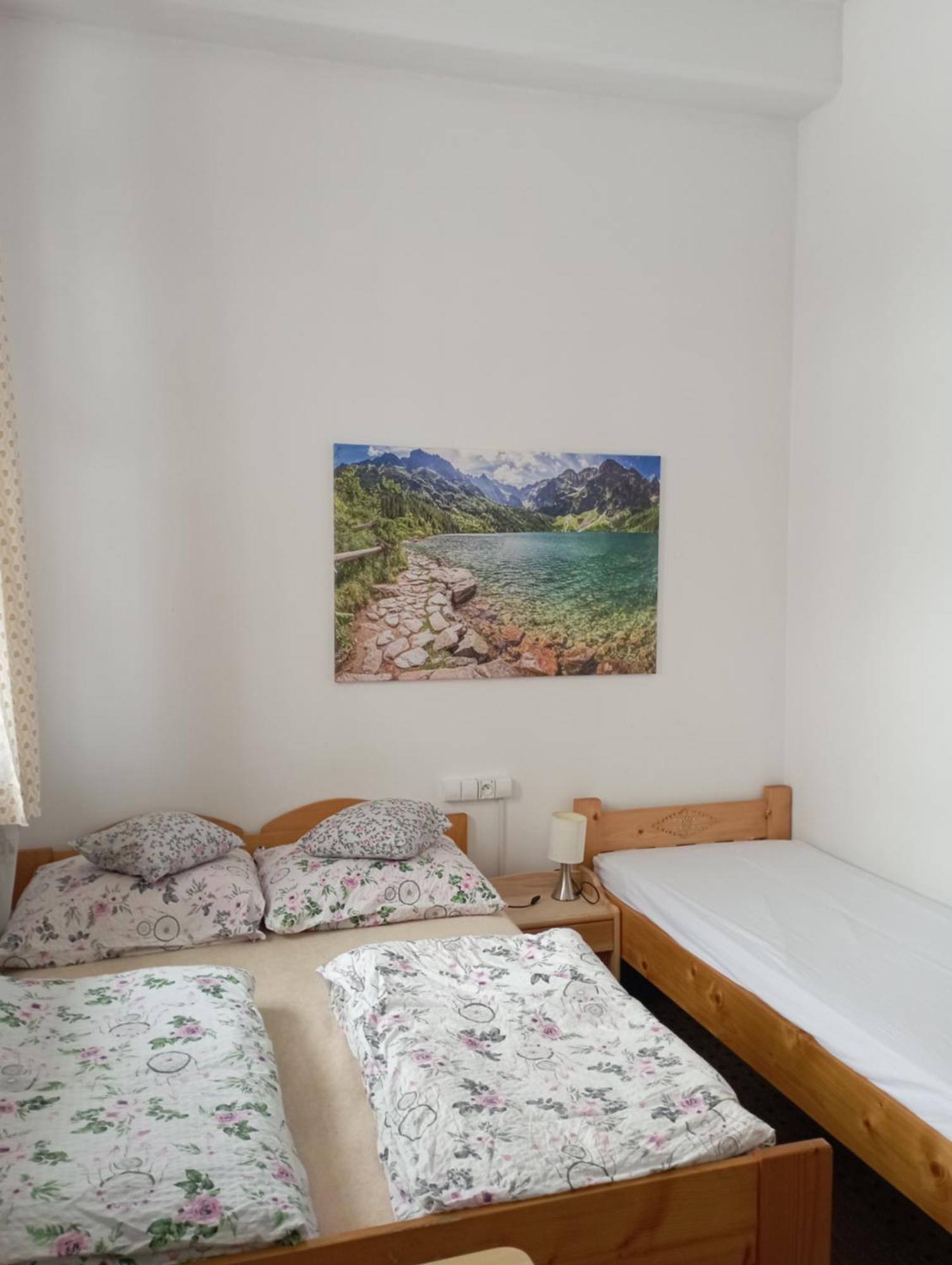 A3apartament 2 Pokojowy Aneks Kuchenny 2 Lazienki Wlasne Na Korytarzu Jumper Na Termach Dla 2 Osob Gratis Apartment *